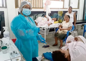 Especialistas recomiendan iniciar vacunación contra el dengue antes de diciembre