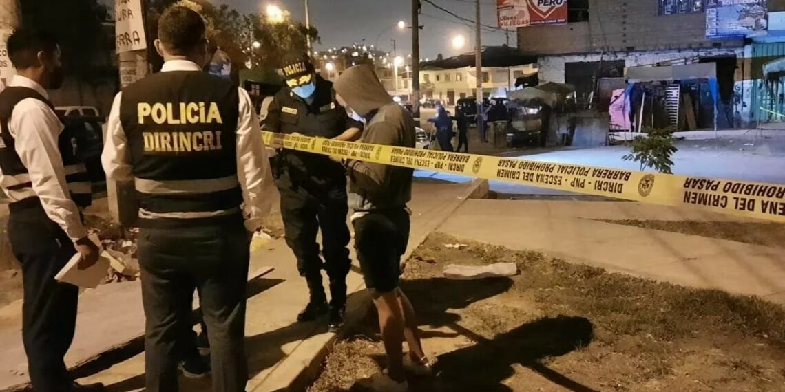 Sicarios asesinan a joven frente a su enamorada
