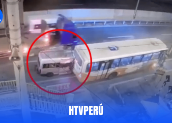 Cámaras captan fatal accidente en Villa El Salvador: miniván con S/24 mil en papeletas deja 2 muertos